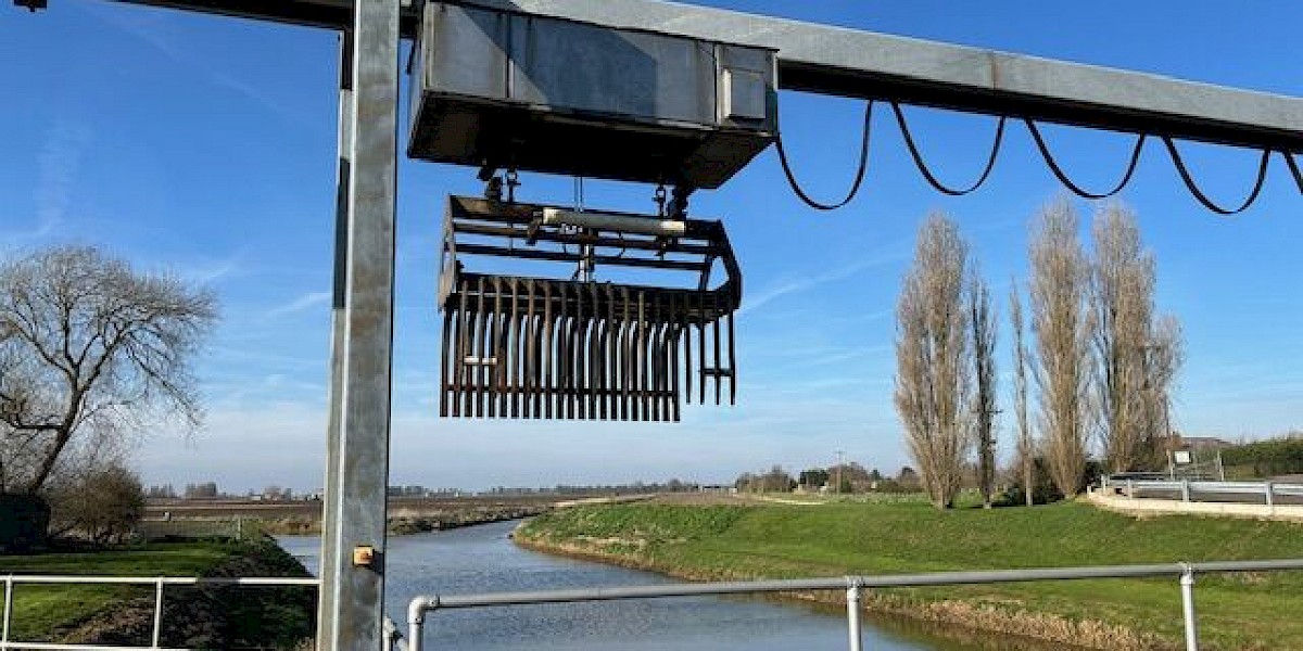 Weed Screen Cleaner Survey